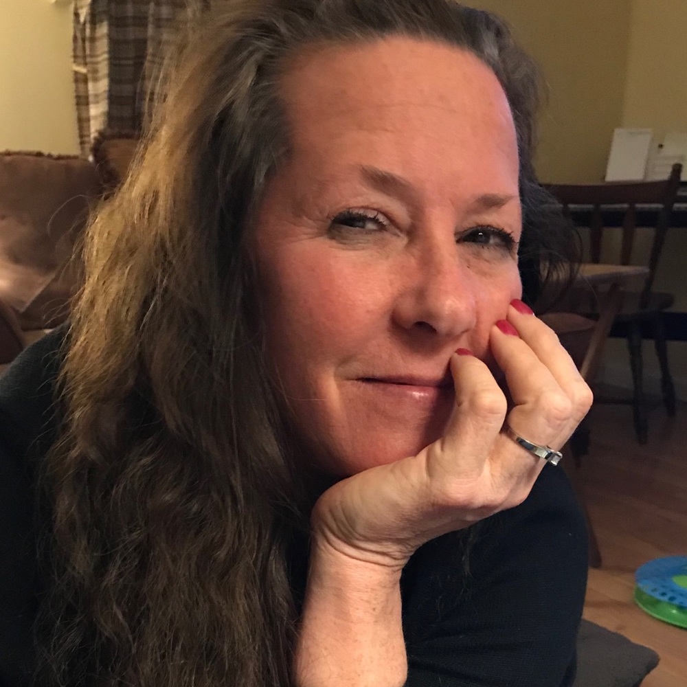 Meet your Posher, Leslie